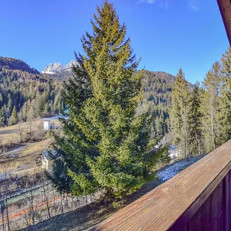 Apartamento 2 Bedroom Amazing In *